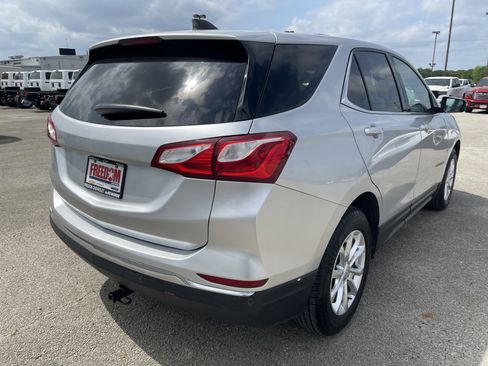 Used 2019 Chevrolet Equinox LT image 4