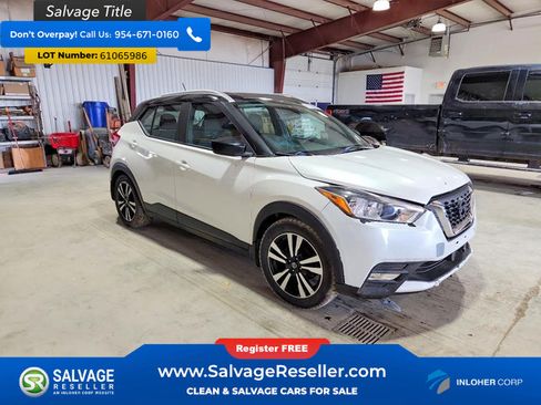 Used 2020 Nissan Kicks SV FWD image 5