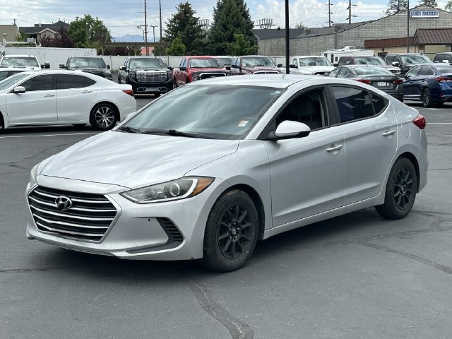 Used 2017 Hyundai Elantra SE FWD image 7