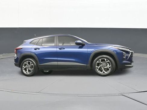 Used 2024 Chevrolet Trax LT w/ Driver Confidence Package image 51