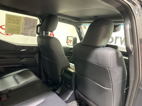 Used 2025 Toyota Land Cruiser image 18