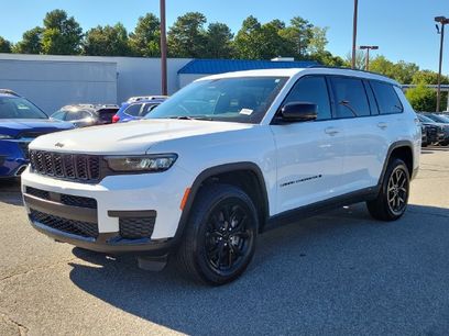 Used 2024 Jeep Grand Cherokee L Laredo