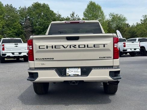 New 2026 Chevrolet Silverado 1500 Custom w/ Turbomax Blackout Package AWD/4WD image 4