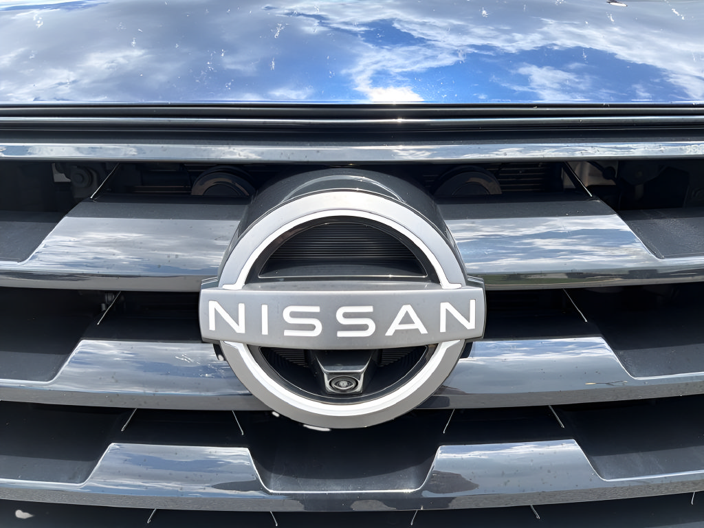 Used 2021 Nissan Armada Platinum RWD image 47