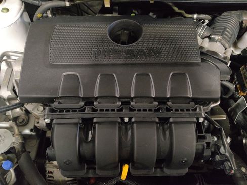 Used 2018 Nissan Sentra S image 30