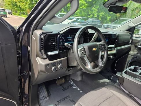 Used 2023 Chevrolet Silverado 1500 LT AWD/4WD image 21