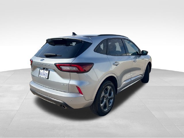 Used 2024 Ford Escape ST-Line w/ Tech Pack #1 AWD/4WD image 10