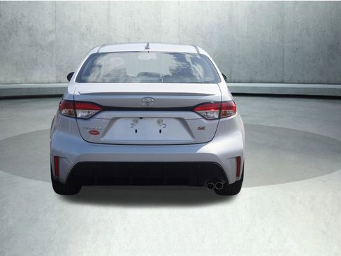Used 2024 Toyota Corolla SE FWD image 12
