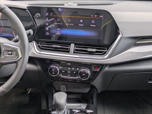 New 2026 Chevrolet Trax ACTIV w/ Sunroof Package image 18