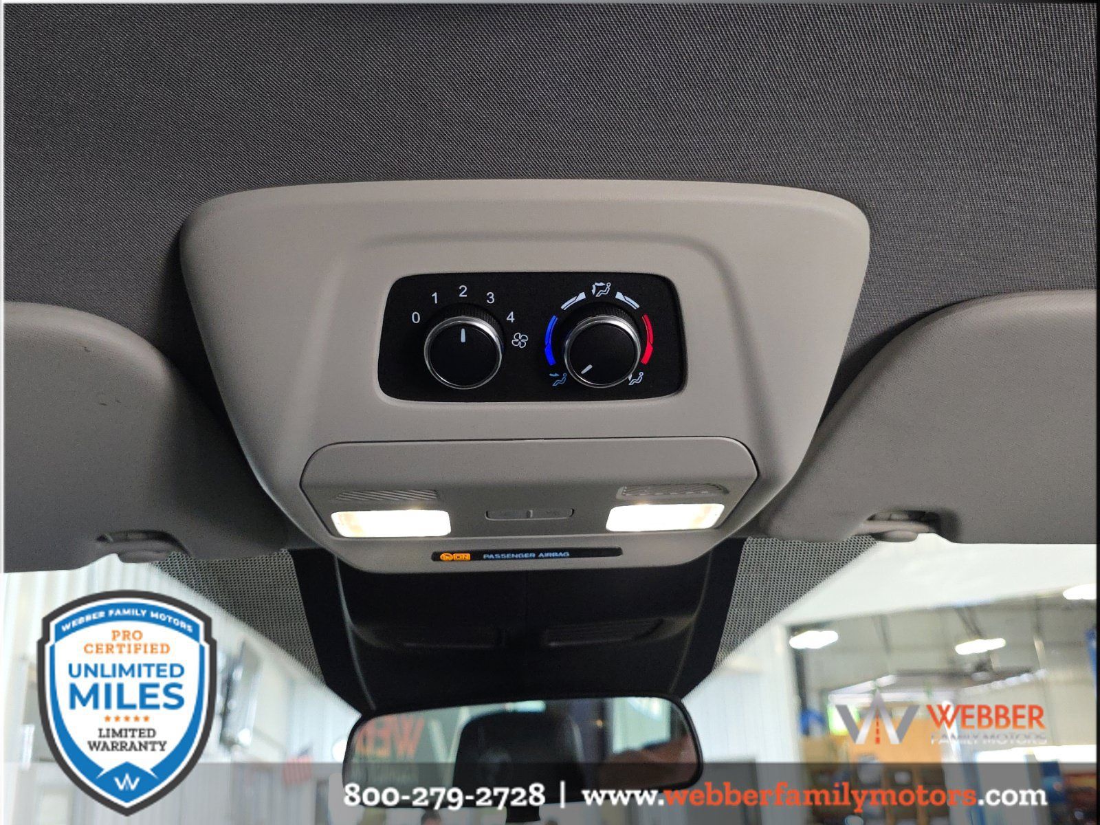 Used 2022 Ford Transit 150 Low Roof AWD image 27