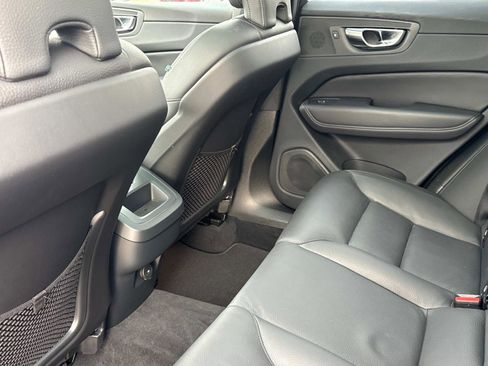 Certified 2025 Volvo XC60 B5 Plus image 12