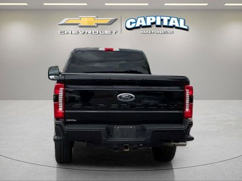 Used 2024 Ford F250 XLT w/ XLT Premium Package AWD/4WD image 4