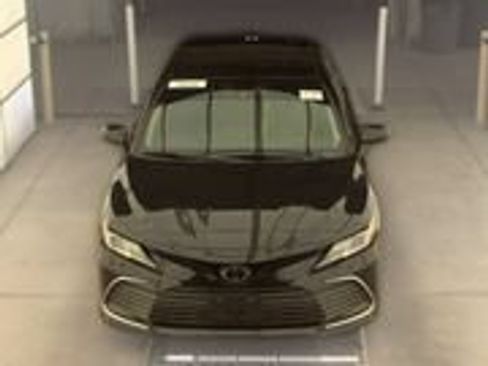 Used 2023 Toyota Camry LE FWD image 2