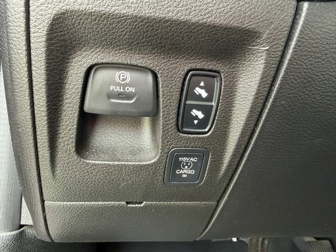 Used 2019 RAM 1500 Big Horn image 17