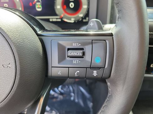 Used 2024 Nissan Rogue SL w/ SL Premium Package FWD image 21