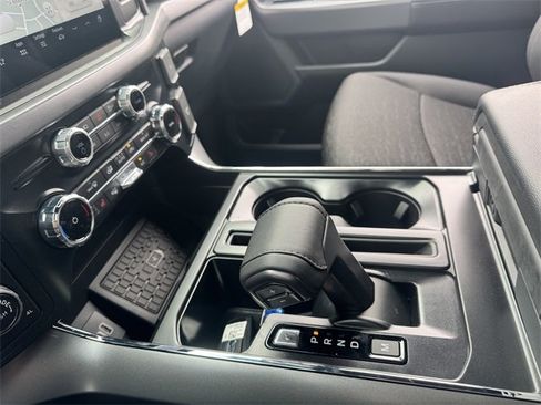 New 2025 Ford F150 XLT w/ Equipment Group 302A MID image 30