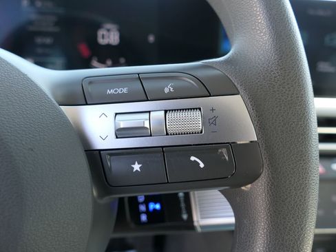 Used 2025 Hyundai Sonata SEL FWD image 15