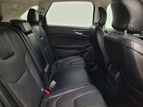 Used 2015 Ford Edge Titanium w/ Equipment Group 302A FWD image 19