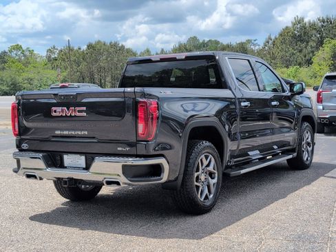 Used 2023 GMC Sierra 1500 SLT w/ SLT Premium Package AWD/4WD image 6