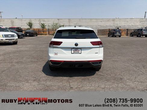 Used 2022 Volkswagen Atlas Cross Sport SE AWD/4WD image 6
