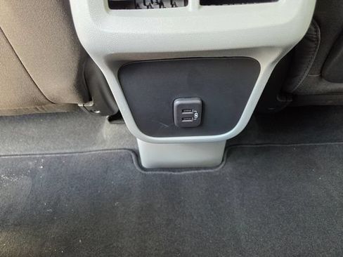Used 2023 GMC Terrain SLE w/ Driver Convenience Package FWD image 16