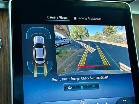 Used 2023 Mercedes-Benz C 300 Sedan image 20