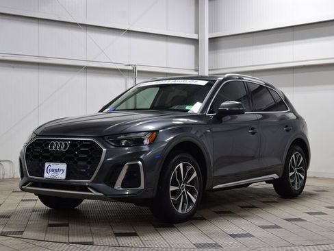 Used 2023 Audi Q5 2.0T Premium Plus w/ Premium Plus Package image 3
