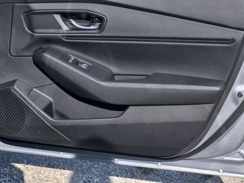 Used 2025 Honda Accord SE image 32