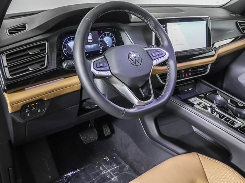 New 2026 Volkswagen Atlas Cross Sport SEL AWD/4WD image 3