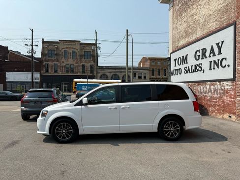 Used 2018 Dodge Grand Caravan GT FWD image 5