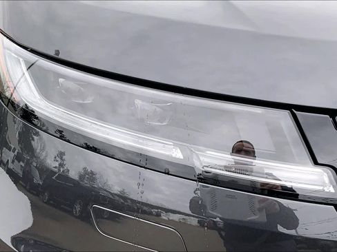 New 2026 Land Rover Range Rover Sport SE AWD/4WD image 15