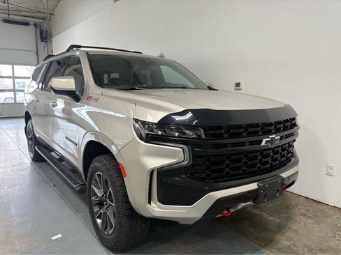 Used 2023 Chevrolet Suburban Z71 AWD/4WD image 5