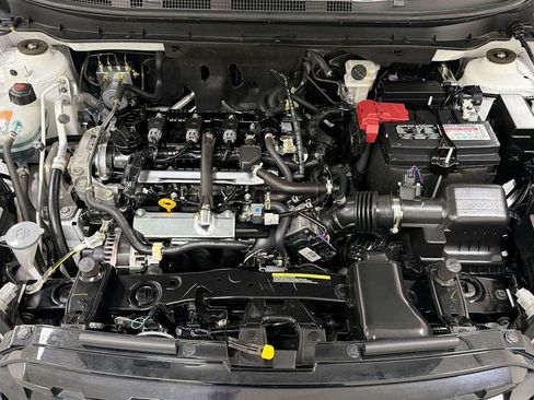 Used 2021 Nissan Kicks SV FWD image 29