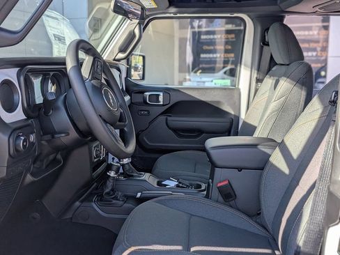 New 2026 Jeep Wrangler Sport AWD/4WD image 9