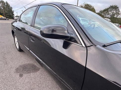 Used 2002 Oldsmobile Aurora 3.5 w/ All Weather Pkg image 22