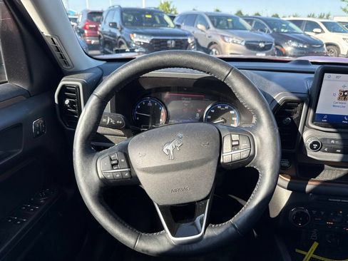 Used 2023 Ford Bronco Sport Outer Banks AWD/4WD image 18