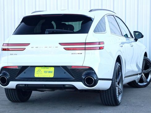 Used 2022 Genesis GV70 3.5T Sport w/ Sport Prestige Package image 5