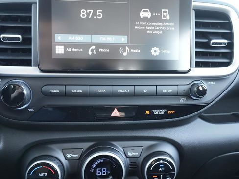 New 2026 Hyundai Venue SEL FWD image 33