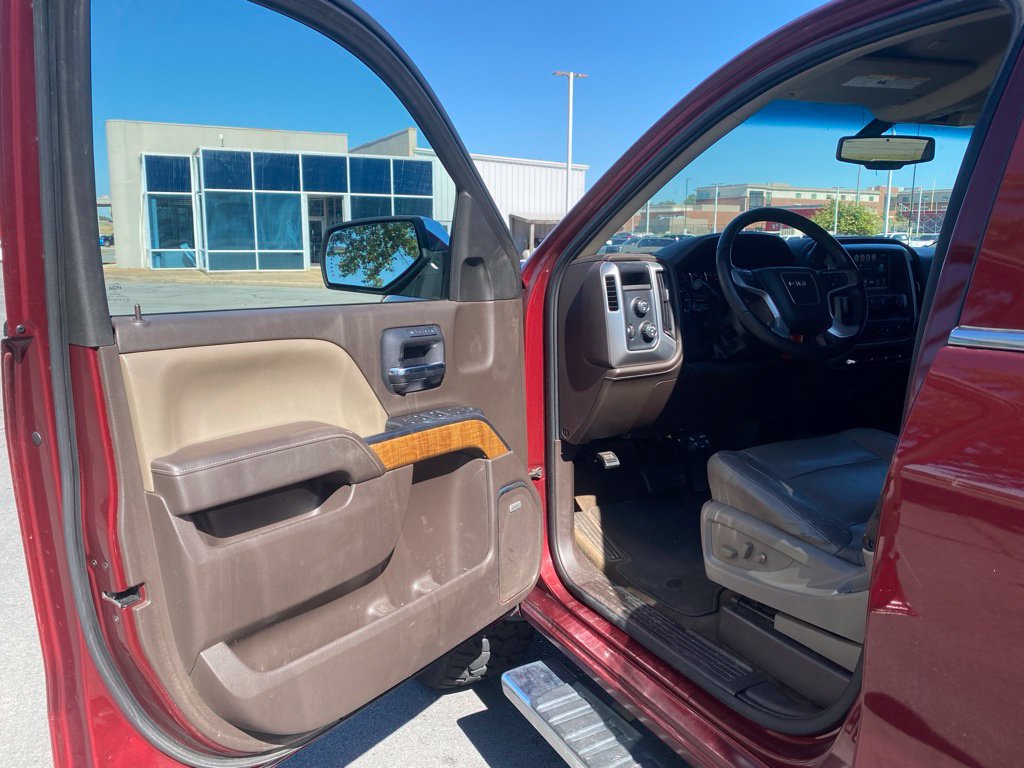 Used 2017 GMC Sierra 1500 SLT w/ SLT Premium Package AWD/4WD image 10