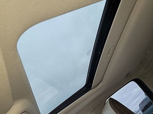 Used 2019 RAM 1500 Laramie image 35