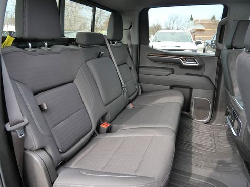Used 2024 GMC Sierra 1500 Elevation w/ Preferred Package AWD/4WD image 19