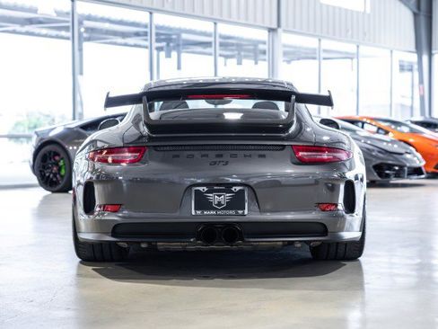 Used 2016 Porsche 911 GT3 RWD image 5
