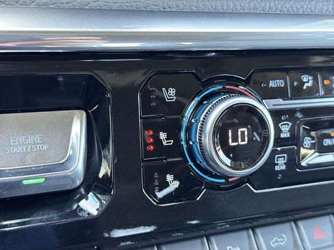 New 2026 GMC Sierra 2500 Denali w/ Denali Reserve Package AWD/4WD image 17