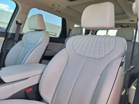 Used 2024 Hyundai Palisade Limited image 5
