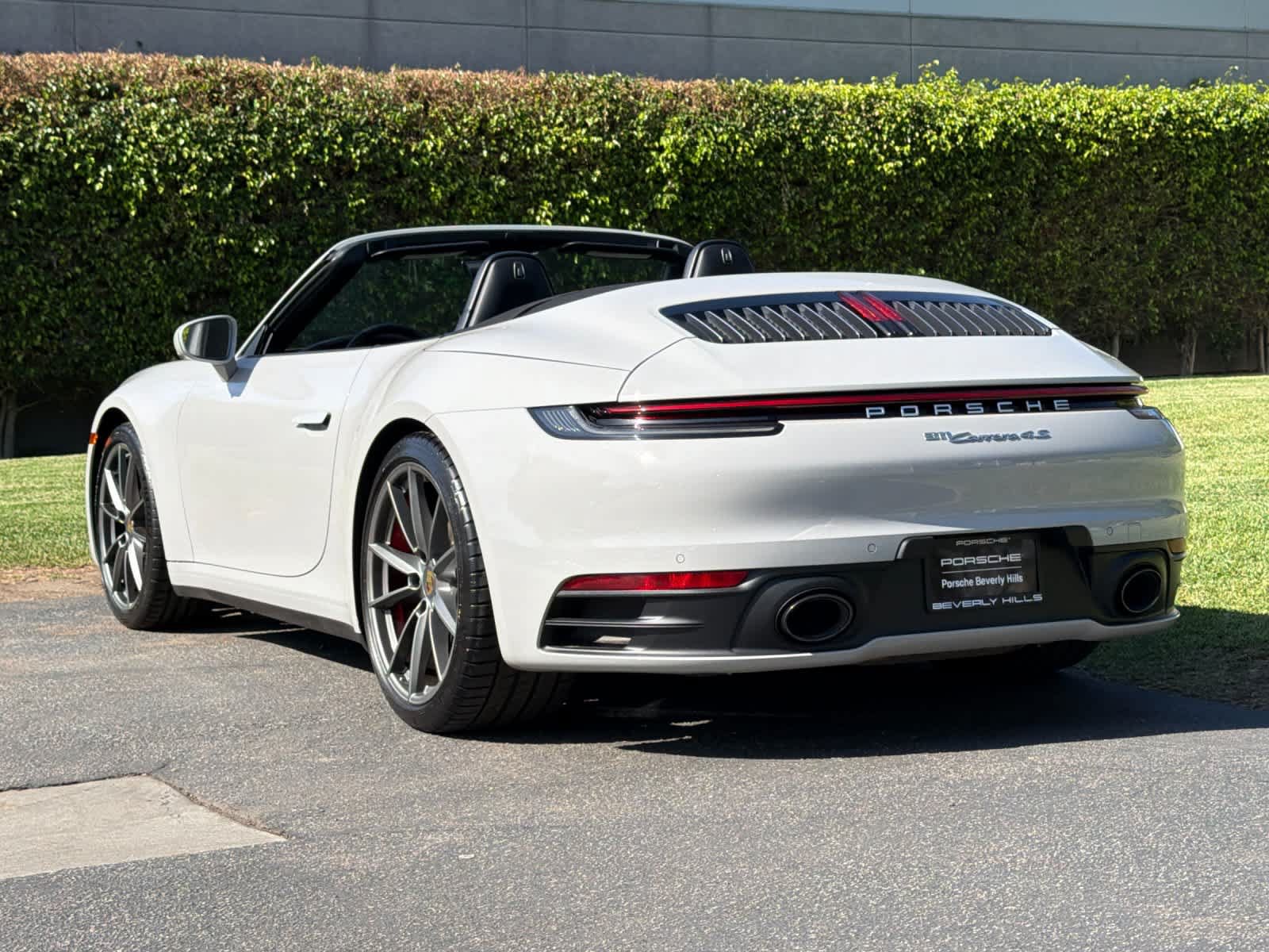 Certified 2020 Porsche 911 Carrera 4S AWD/4WD image 3
