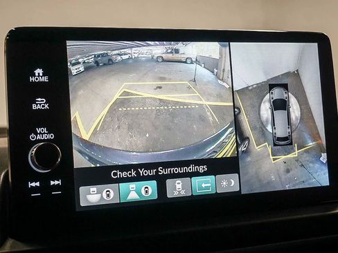 Used 2023 Honda Pilot Elite image 27