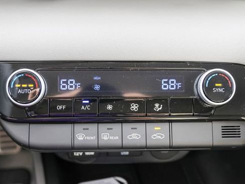 New 2026 Hyundai Elantra Sport image 18