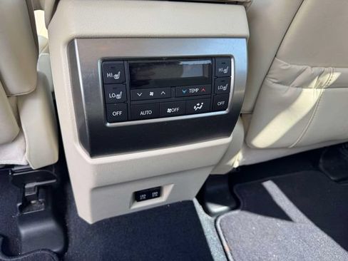 Used 2023 Lexus GX 460 Premium w/ Premium Plus Package AWD/4WD image 18