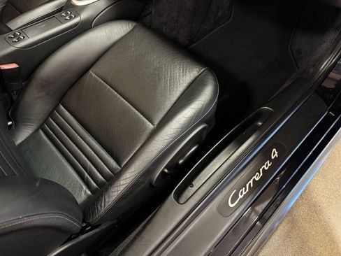 Used 2003 Porsche 911 Carrera 4 AWD/4WD image 40