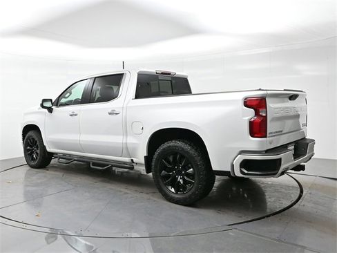 Used 2021 Chevrolet Silverado 1500 High Country w/ Safety Package II image 5